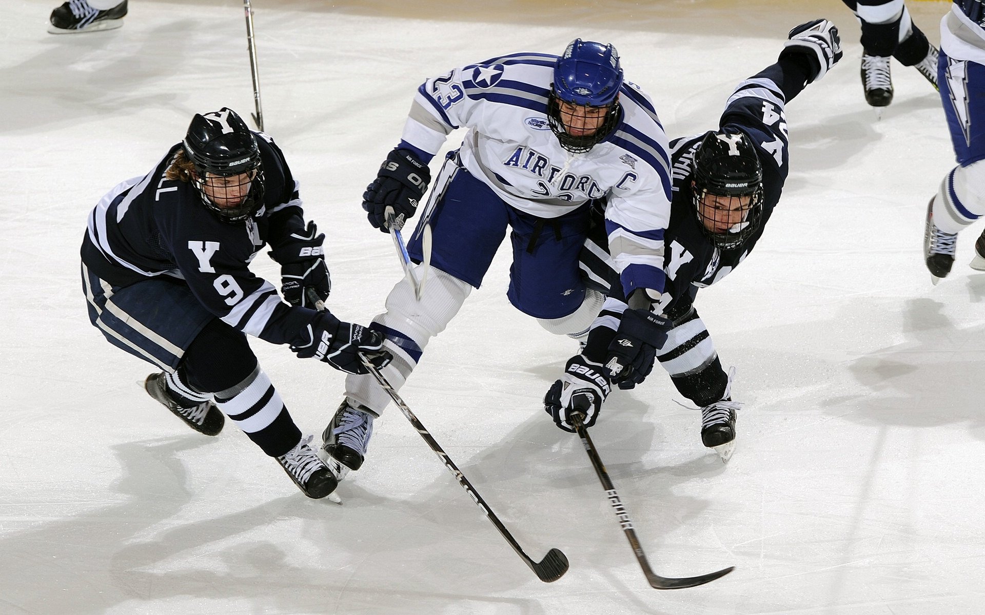九游体育网页版-法甲激烈争夺,专家细讲战术创新如何在比赛中取得突破,战术创新的方法有哪些