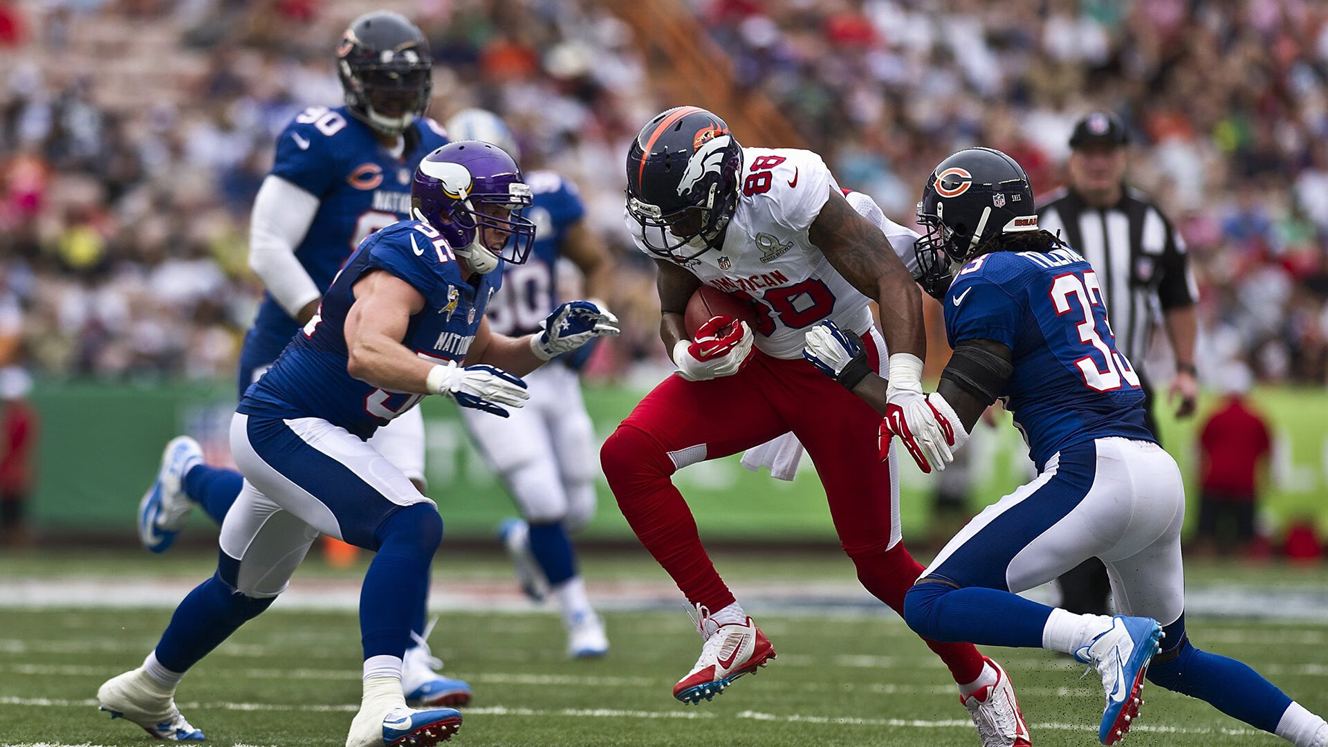 Jiu You-现场直击:球迷现场激情互动瞬间,足球球迷现场